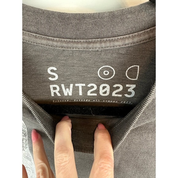 NWOT Beyoncé No Skips Renaissance World Tour Exclusive Tee S - Picture 2 of 4